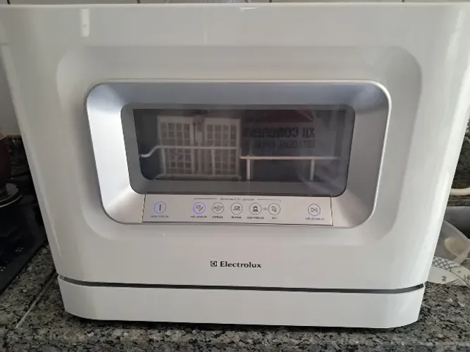 Lava Louça 6 serviços Eletrolux