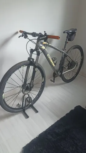 Bicicleta Oggi 7.3