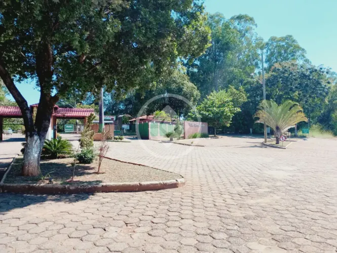 Sitio em um Terreno 4.000 m2 condominio Villa Monte Verde My Broker codigo: 324905