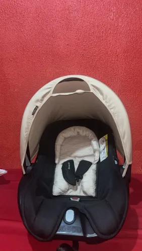 Bebê conforto usado pouquíssimas vezes