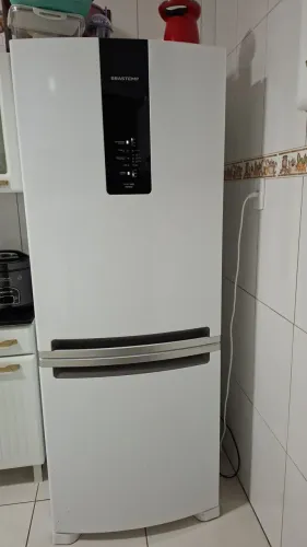 Geladeira brastemp 1 ano e  6 meses de comprada 