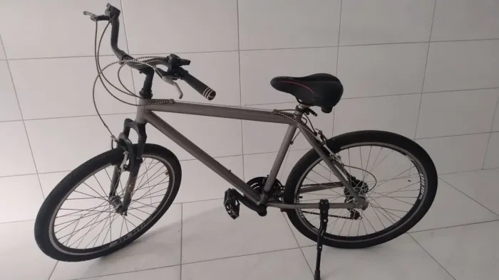 Bicicleta aro 16 com marcha de alumínio