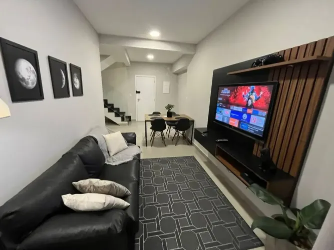 Duplex Semi Mobiliado em Condomínio Clube de São Roque!