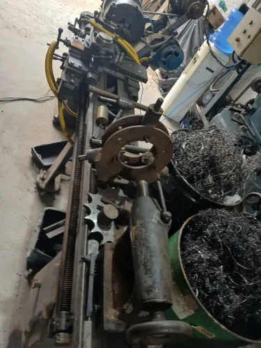 Vendo torno nardini barramento largo 1.5 entre pontos
