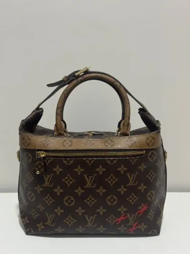 bolsa louis vuitton city cruiser monogram reverse