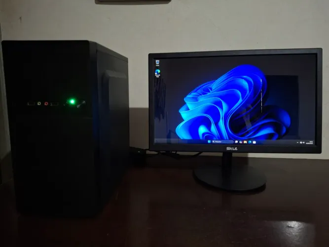 PC completo + monitor 19,5" | i3 3220 | 8 GB RAM | GeForce G210 | HD 500+ GB