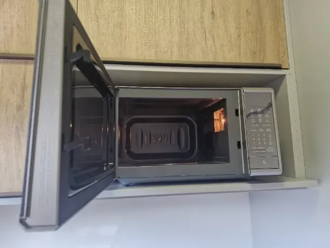 Microondas LG 30L inox