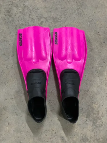 NADADEIRA SEASUB  FEMININA 35/37  $ 120,00