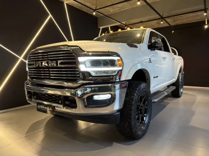 Ram 3500 Limited Longhorn 6.7 TB CD Diesel 2022