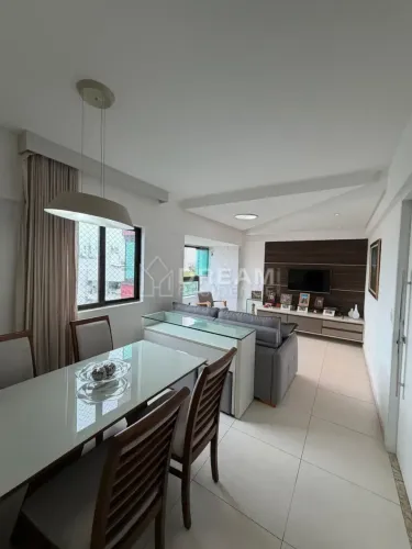 Imóvel para venda possui 66 metros quadrados com 3 quartos em Madalena - Recife - PE