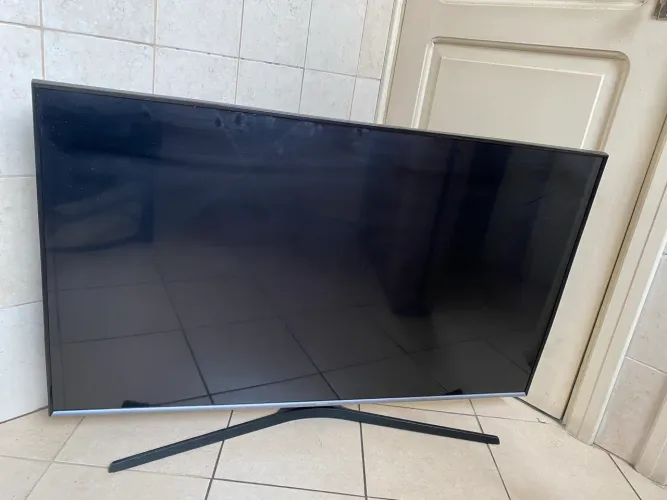 Tv - somente para aproveitar as peças