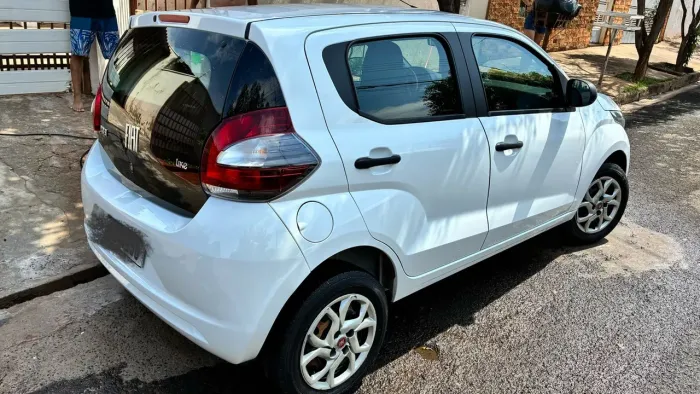 Fiat Mobi Like 1.0 Fire Flex 5P. 2020