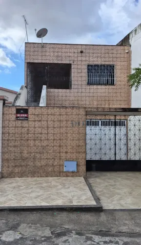 Imóvel para aluguel tem 100 metros quadrados com 1 quarto em Quintino Cunha - Fortaleza -