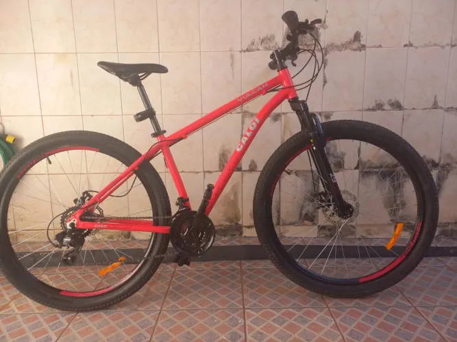 Caloi Bicicleta Vulcan, Aro 29, Câmbio Shimano 21 Velocidades