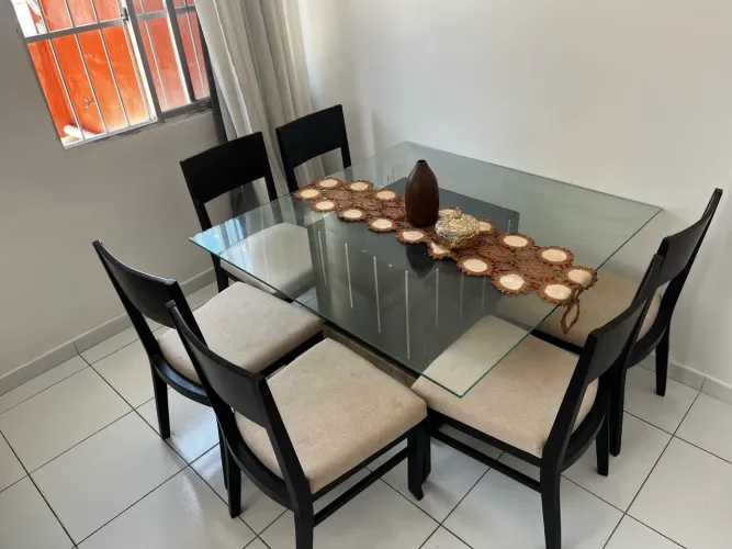 Mesa de madeira com conjunto de cadeiras de madeira boa mesa grande