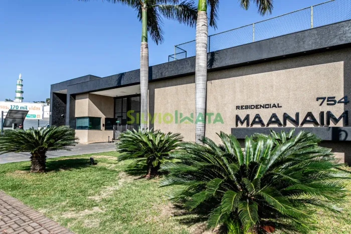 EXCELENTE CASA EM CONDOMINIO FECHADO , 03 SUITES, COM PLANEJADOS E TODA CLIMATIZADA, JARDI