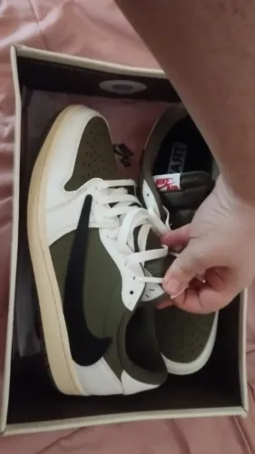 Tênis Estilo Air Jordan 1 Low Travis Scott Medium Olive