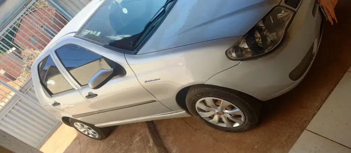 Fiat Palio 1.0 Economy Fire Flex 8V 4P 2010