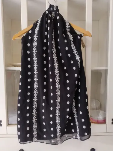 Roupas em ótimo estado.