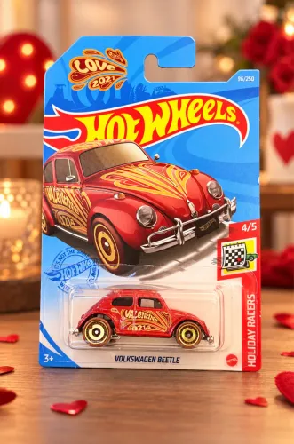 Hot Wheels Volkswagen Beetle ?Love 2021? - Holiday Racers 2021