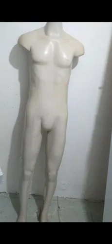 Manequim masculino 