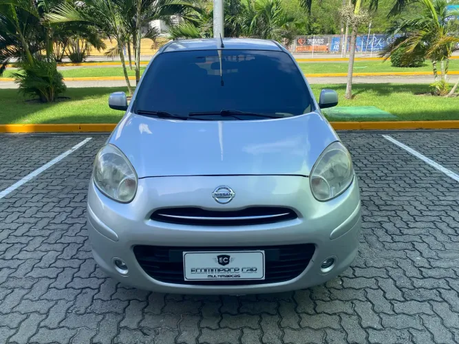 Nissan March S 1.0 16V Flex Fuel 5P 2013