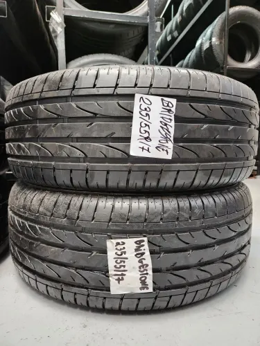 Par de pneus 235 55 aro 17 Bridgestone AO