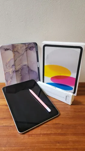 IPAD 10 + APPLE PENCIL + CAPAS(CANETA E IPAD)!