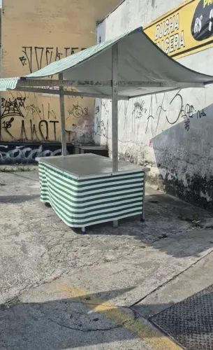 Banca de feira, banca de frutas e verduras, galvanizada