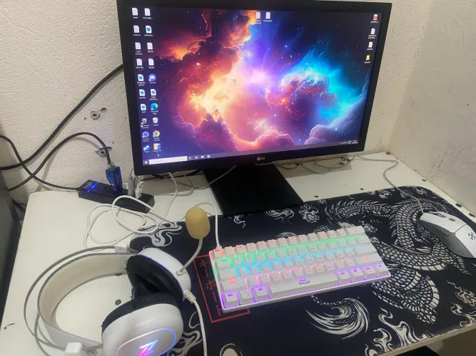PC GAMER i7 > 6 geração + GT 1030 + monitor 21,5 polegadas 