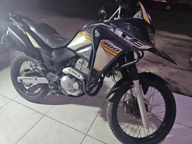 Moto XRE 300 ANO 2022 BEM CONSERVADA R$25.000