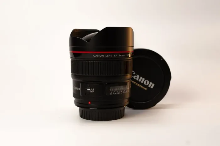Canon EF 14mm f2.8 L (Usado)