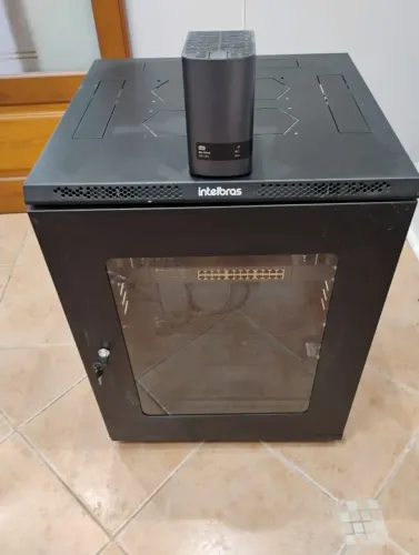 Gabinete Intelbras Rack
