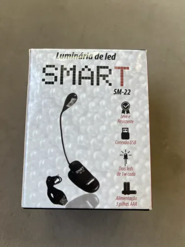 Luminária para estante Partitura