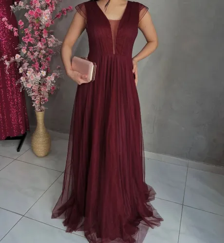 Vestido marsala ideal para festas, casamento ou formatura, tamanho M