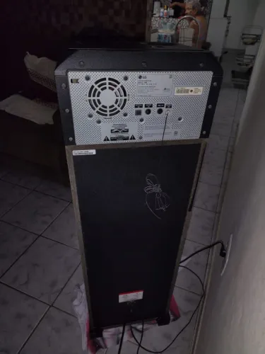CAIXA LG XBOM 1,800,00 WATTS