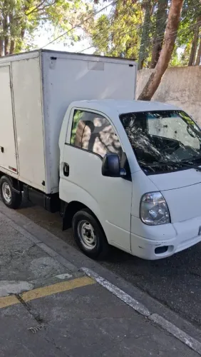 Kia Motors Bongo K-2500 2.5 4X2 TB Diesel 2010