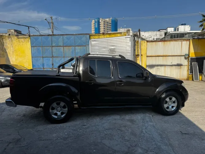 Nissan Frontier XE CD 4X2 2.5 TB Diesel 2011