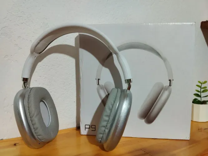 Fone de Ouvido Bluetooth Premium + Caixa | Excelente Estado | Som de Alta Qualidade