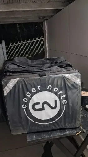 Troco bag por baú de entrega ou vendo