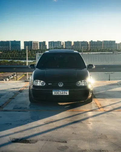 Volkswagen Golf GTI 1.8 MI 20V Turbo 4P Mec. 2001