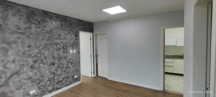 Sala Comercial ou residencial para Locação  Localização Privilegiada!
