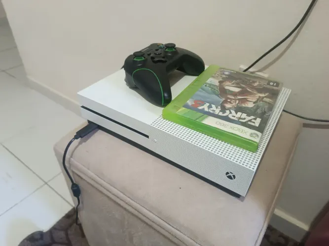 XBOX ONE 1TB