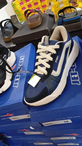 Tenis