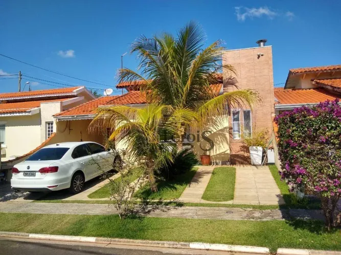 Casa com 3 dormitórios à venda, 160 m² por R$ 650.000,00 - Condomínio Villagio D Itália -