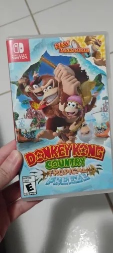 Donkey Kong Country tropical Freeze pra Nintendo Switch.