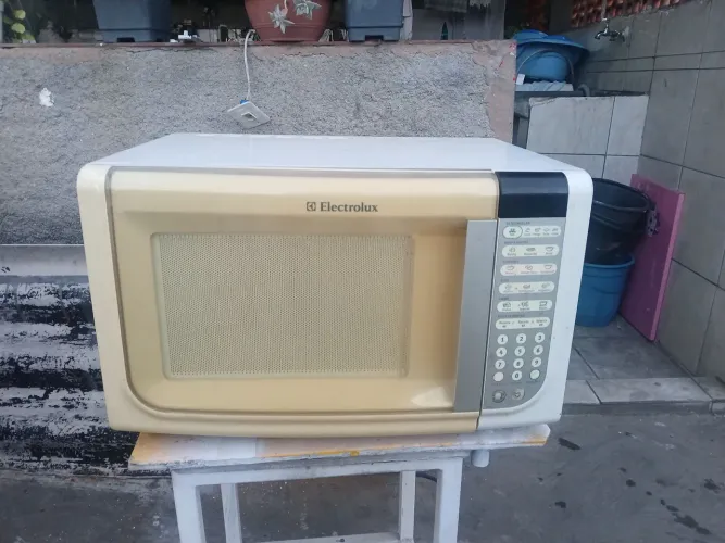 Micro-ondas Electrolux 30litros