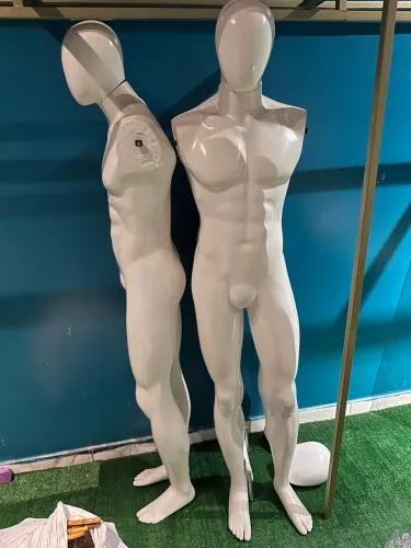 Manequim masculino