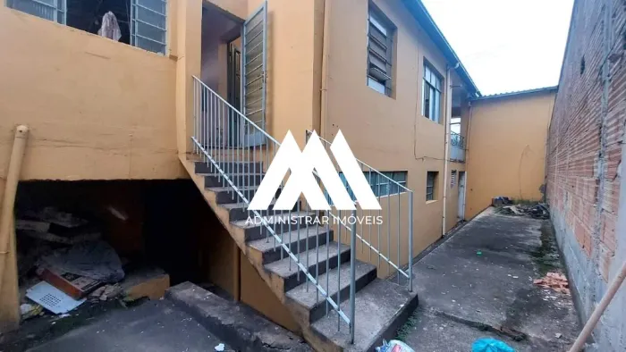 Vendo casa em Itaúna em excelente localização!