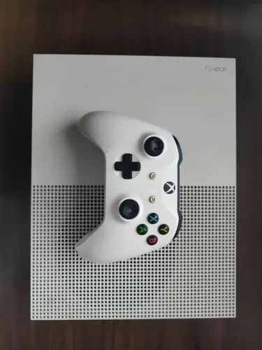 [VENDO] - Xbox One S 500GB - 1 Controle